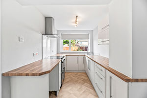 Kitchen- click for photo gallery